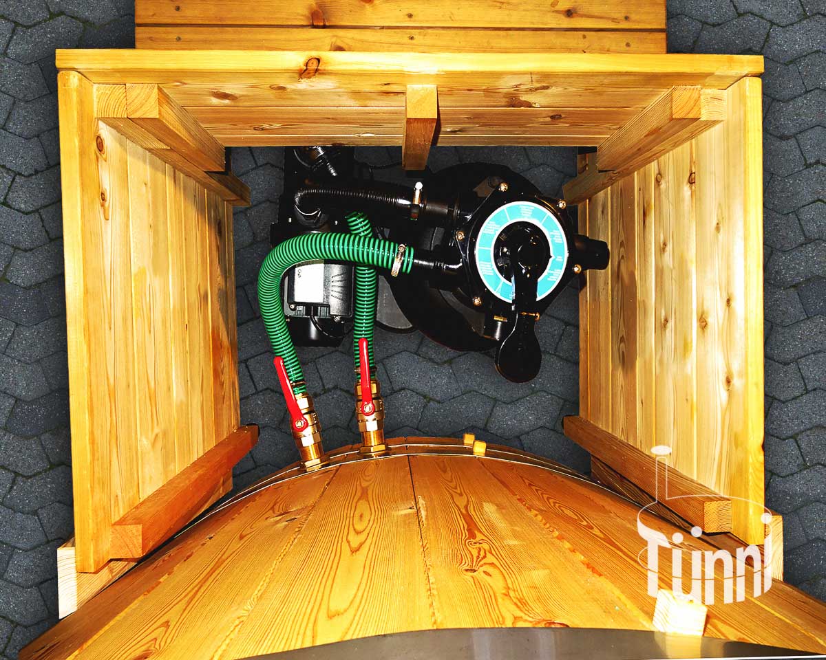 Hotpot Sandfilteranlage Treppe Hotpot Sandfilteranlage Treppe